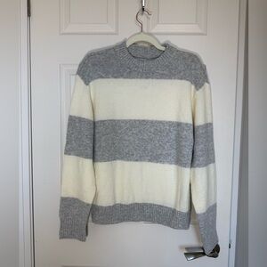 American Eagle relaxed fit Striped Cashmere feel Crewneck Sweater- size S